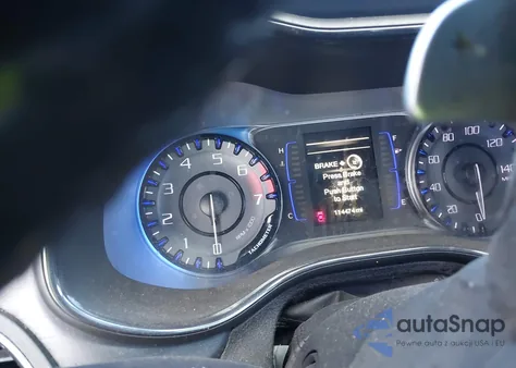 2015 Chrysler 200 S z USA, uszkodzony, nr VIN 1C3CCCBB8FN650960